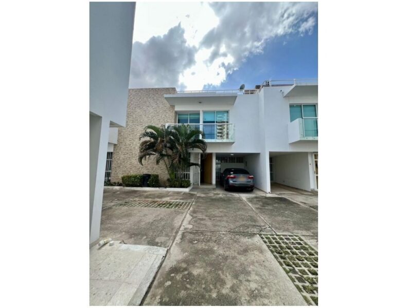 🏡​ Casa en venta en Bavaria, Santa Marta | Amplia vivienda de 163 m² ✅​​